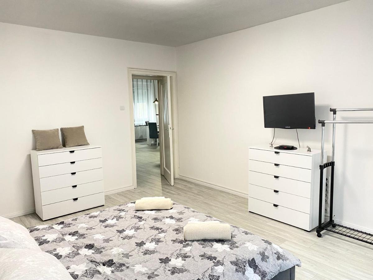 Appartamento Grand Royal Belgrado Esterno foto